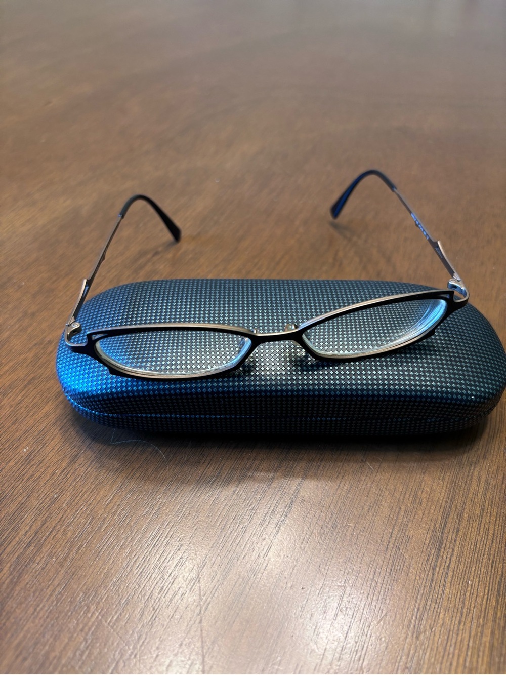 Lafond unisex  Black Slim Rectangular Reading Glasses with Protective Case
